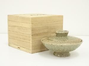作家物　伊羅保釉蓋茶碗（保護箱）